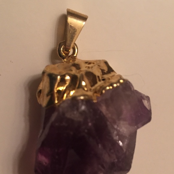 Purple Crystal Pendant - Picture 4 of 5